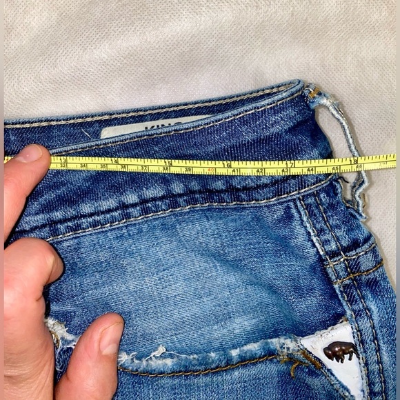 Men's Distressed Blue Jeans. Buffalo 🦬 jeans. Made in USA 🇺🇸 - Picture 5 of 7